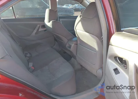 2007 Toyota Camry Se z USA, uszkodzony, nr VIN 4T1BE46K77U101657